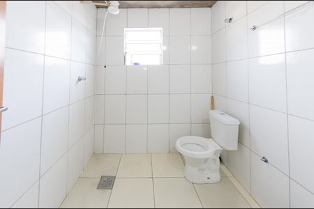 Casa à venda com 140m², 6 quartos e 2 vagasBanheiro