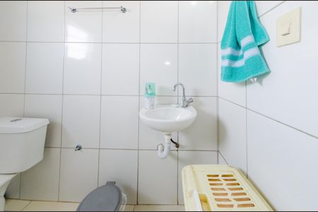 Casa à venda com 140m², 6 quartos e 2 vagasBanheiro