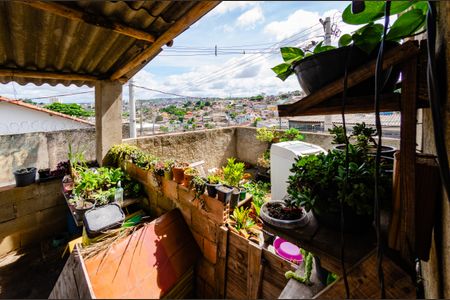 Casa à venda com 140m², 6 quartos e 2 vagasCasa 2 - Área de serviço