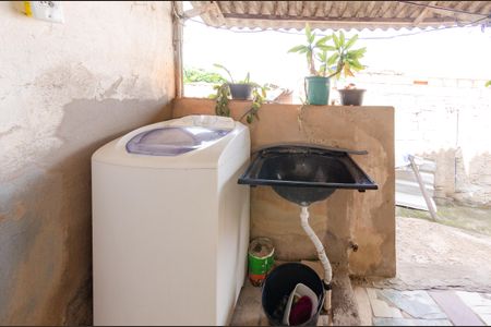 Casa à venda com 140m², 6 quartos e 2 vagasÁrea de serviço