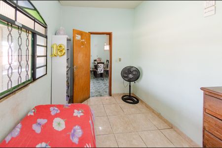 Casa à venda com 140m², 6 quartos e 2 vagasQuarto 3