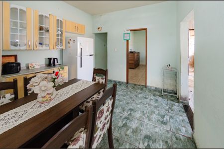 Casa à venda com 140m², 6 quartos e 2 vagasSala de jantar