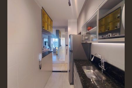 Apartamento à venda com 55m², 2 quartos e 1 vagaCozinha 