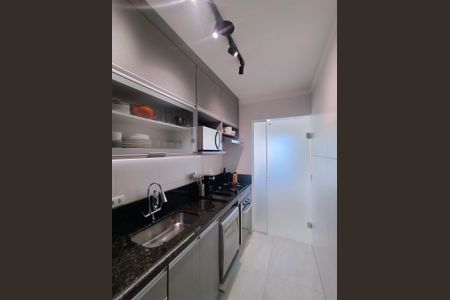 Apartamento à venda com 55m², 2 quartos e 1 vagaCozinha 