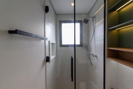 Banheiro Suíte de apartamento para alugar com 2 quartos, 46m² em Santo Amaro, São Paulo
