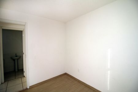 Quarto 1 de apartamento para alugar com 2 quartos, 42m² em Pavuna, Rio de Janeiro