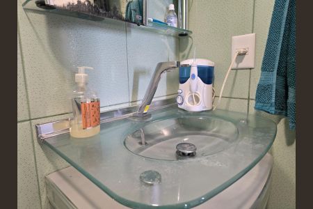 Apartamento à venda com 54m², 3 quartos e 1 vaga Apartamento à venda com 54m², 3 quartos e 1 vagaBanheiro Social