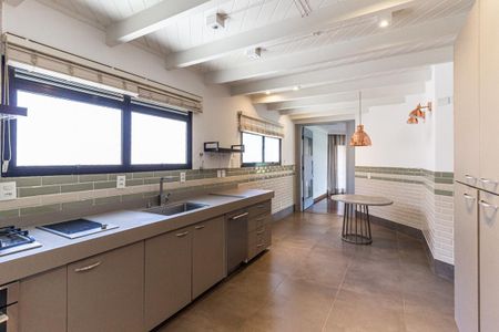 Apartamento para alugar com 180m², 2 quartos e 3 vagasCozinha