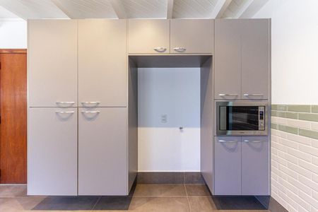 Apartamento para alugar com 180m², 2 quartos e 3 vagasCozinha