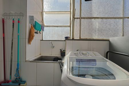 Apartamento à venda com 180m², 3 quartos e 1 vagaÁrea de Serviço