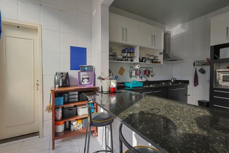 Apartamento à venda com 180m², 3 quartos e 1 vagaCozinha