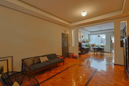 Apartamento à venda com 180m², 3 quartos e 1 vagaSala