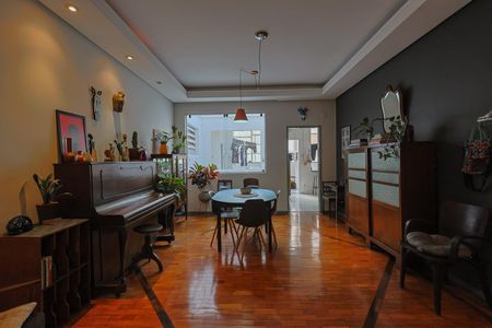 Apartamento à venda com 180m², 3 quartos e 1 vagaSala