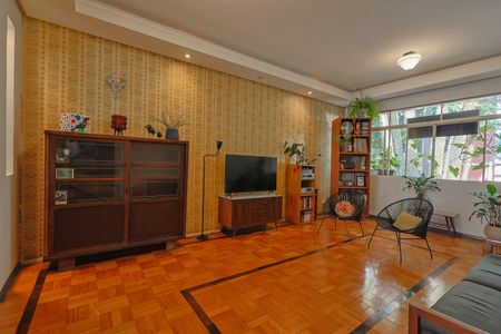 Apartamento à venda com 180m², 3 quartos e 1 vagaSala