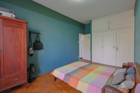 Apartamento à venda com 180m², 3 quartos e 1 vagaSuíte