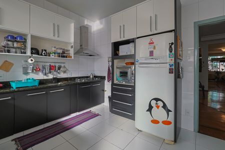 Apartamento à venda com 180m², 3 quartos e 1 vagaCozinha