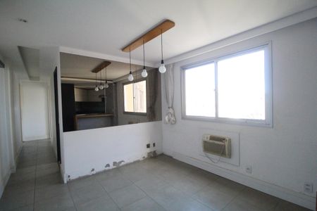 Sala de apartamento para alugar com 2 quartos, 54m² em Freguesia (Jacarepaguá), Rio de Janeiro