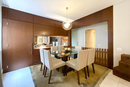 Apartamento à venda com 160m², 4 quartos e 2 vagasSala de Jantar