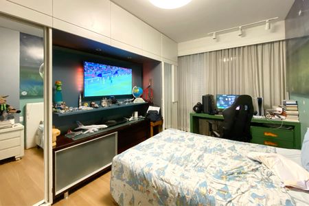 Apartamento à venda com 160m², 4 quartos e 2 vagasSuite 2