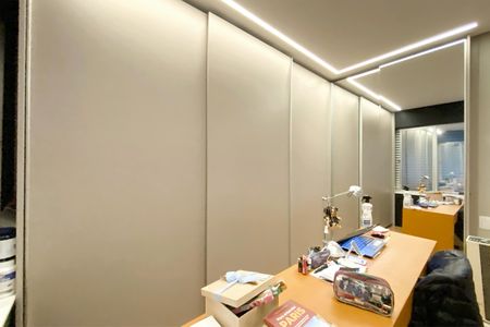 Apartamento à venda com 160m², 4 quartos e 2 vagasQuarto 4