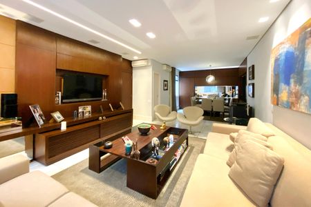 Apartamento à venda com 160m², 4 quartos e 2 vagasSala