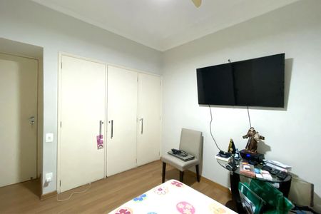 Apartamento à venda com 160m², 4 quartos e 2 vagasQuarto 3
