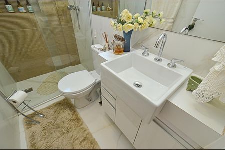 Apartamento à venda com 134m², 2 quartos e 3 vagas Apartamento à venda com 134m², 2 quartos e 3 vagasBanheiro Social