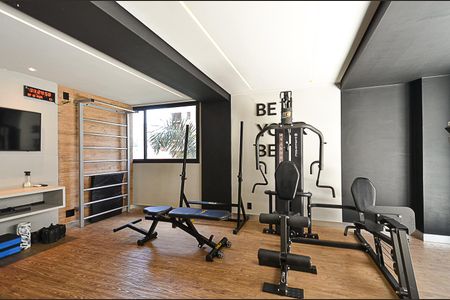 Apartamento à venda com 134m², 2 quartos e 3 vagas Apartamento à venda com 134m², 2 quartos e 3 vagasÁrea comum - Academia