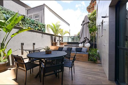 Apartamento à venda com 134m², 2 quartos e 3 vagas Apartamento à venda com 134m², 2 quartos e 3 vagasÁrea Privativa