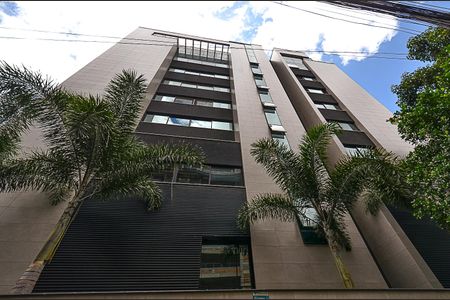 Apartamento à venda com 134m², 2 quartos e 3 vagas Apartamento à venda com 134m², 2 quartos e 3 vagasFachada