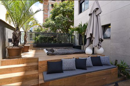 Apartamento à venda com 134m², 2 quartos e 3 vagas Apartamento à venda com 134m², 2 quartos e 3 vagasÁrea Privativa