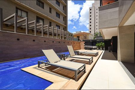 Apartamento à venda com 134m², 2 quartos e 3 vagas Apartamento à venda com 134m², 2 quartos e 3 vagasÁrea comum - Piscina