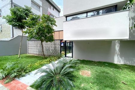 Apartamento à venda com 120m², 2 quartos e 3 vagasFachada