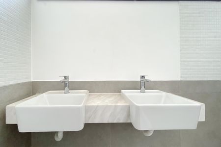 Apartamento à venda com 120m², 2 quartos e 3 vagasBanheiro da Suíte 1