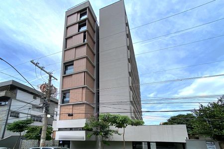 Apartamento à venda com 120m², 2 quartos e 3 vagasFachada