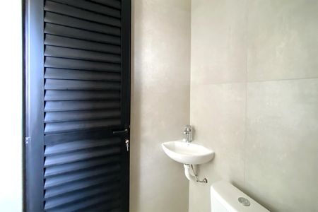 Apartamento à venda com 120m², 2 quartos e 3 vagasBanheiro de serviço