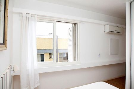 Quarto Suíte de apartamento para alugar com 1 quarto, 30m² em Centro Histórico, Porto Alegre