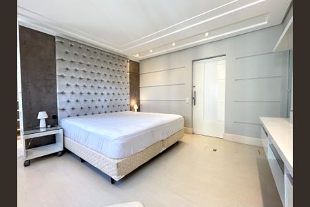 Apartamento para alugar com 137m², 2 quartos e 2 vagasSuite 1