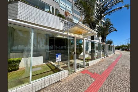 Apartamento para alugar com 137m², 2 quartos e 2 vagasFachada 