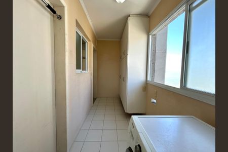 Apartamento para alugar com 137m², 2 quartos e 2 vagas Área de serviço 