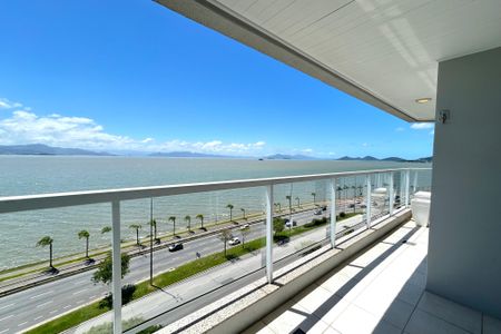 Apartamento para alugar com 137m², 2 quartos e 2 vagasVaranda