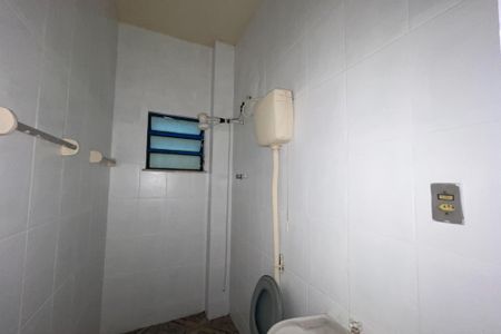 Casa para alugar com 42m², 1 quarto e sem vaga Casa para alugar com 42m², 1 quarto e sem vagaBanheiroBanheiro