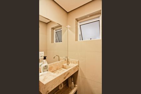 Casa para alugar com 189m², 2 quartos e 1 vaga Casa para alugar com 189m², 2 quartos e 1 vagaÁrea de Serviço