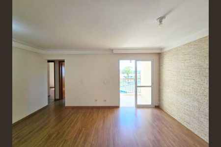 Apartamento à venda com 76m², 3 quartos e 1 vagaSala 