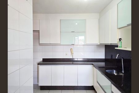 Apartamento à venda com 76m², 3 quartos e 1 vagaCozinha