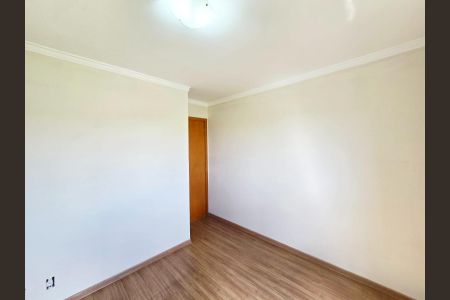 Apartamento à venda com 76m², 3 quartos e 1 vagaQuarto 2