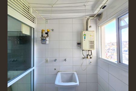 Apartamento à venda com 76m², 3 quartos e 1 vagaÁrea de Serviço