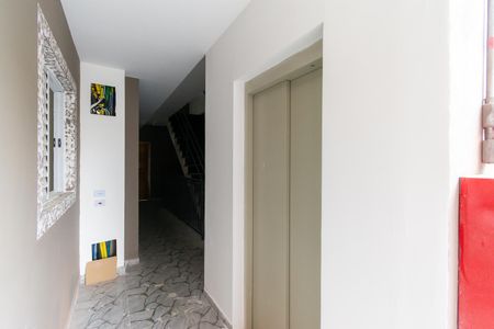 Apartamento para alugar com 39m², 2 quartos e sem vagaÁrea comum