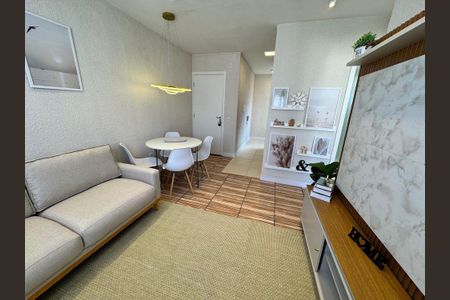 Sala  de apartamento para alugar com 2 quartos, 49m² em Hípica, Porto Alegre