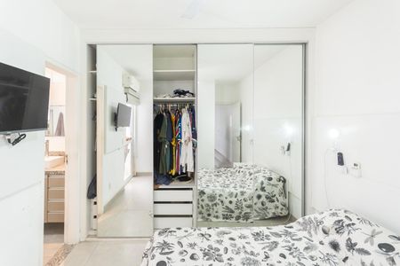 Casa à venda com 120m², 3 quartos e sem vagaSuíte